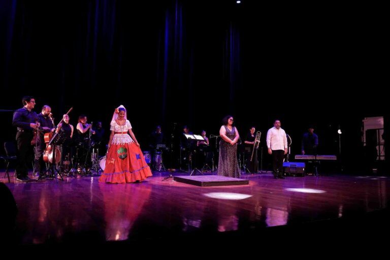 Gran debut de la Orquesta Típica de Playa del Carmen